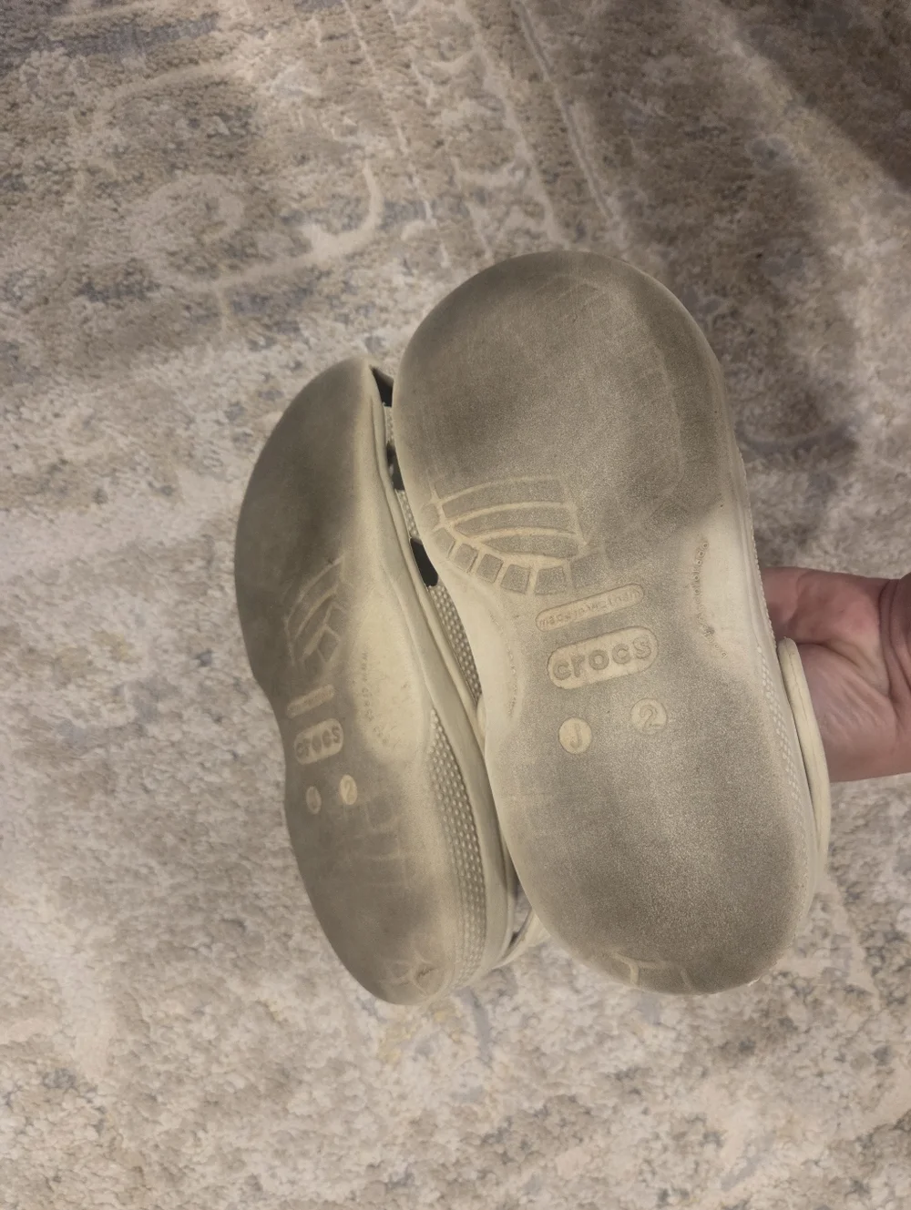 Size J2 Crocs In Bone - Picture 3 of 4